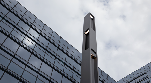 Landscape Forms Profile with building
